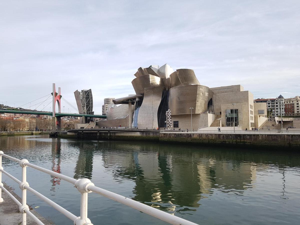 Guggenheim Riverview 5 Bedrooms Bilbao Exterior foto